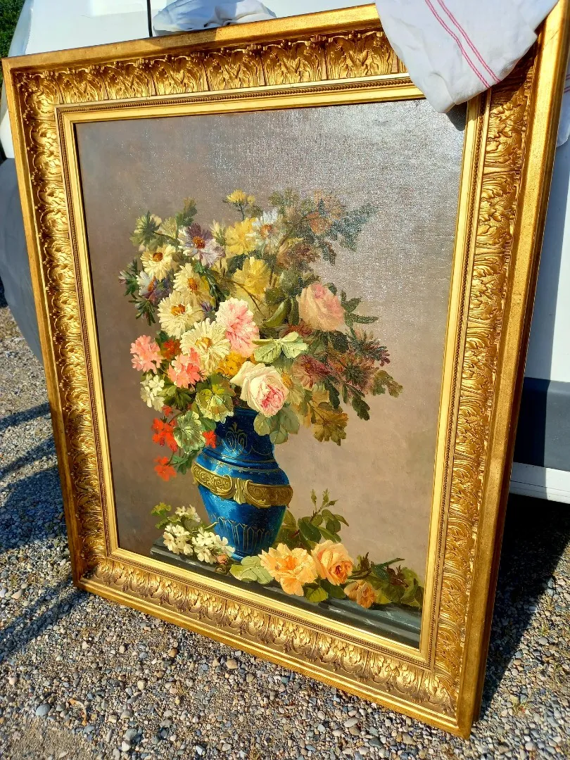 Objet d'art ou de décoration à vendre chez un antiquaire près de Lyon
