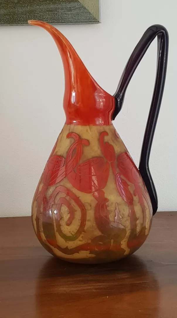 Vase ancien à vendre chez un antiquaire près de Lyon