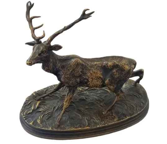 Statue en bronze à vendre chez un antiquaire près de Lyon